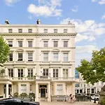 3 Bedrooms Penthouse In Queen\'S Gate