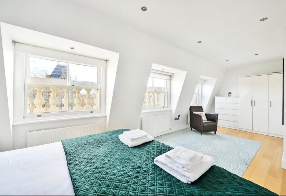 Appartement 3 Bedrooms Penthouse In Queen's Gate *
